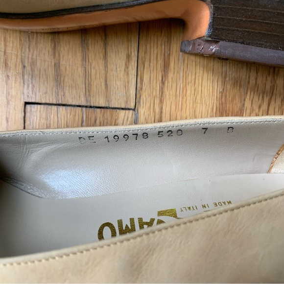 FERRAGAMO Suede Ballet Flats - Picture 9 of 11